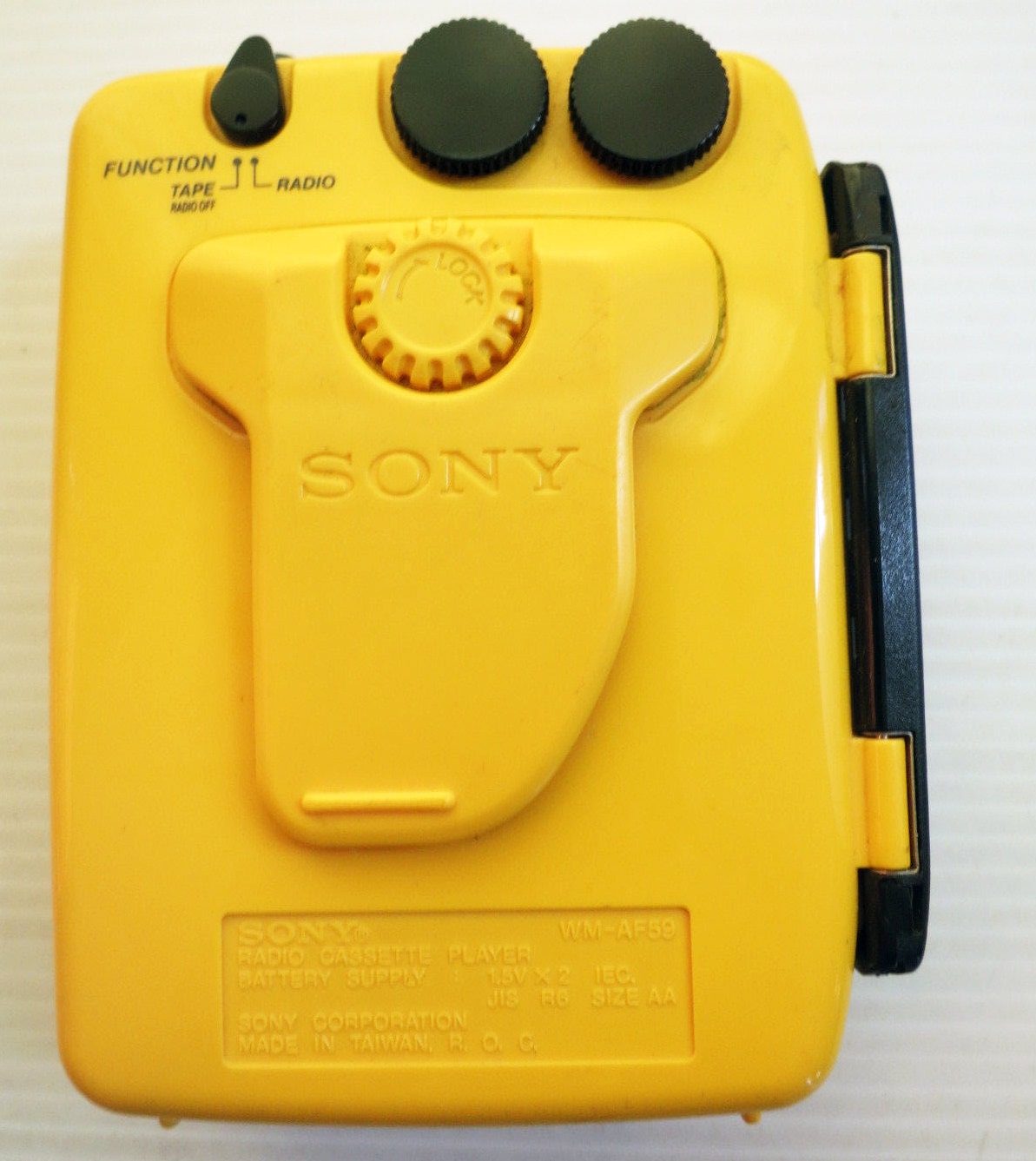 Vintage Sony Sports Walkman WM-AF59 Cassette AM/FM Works