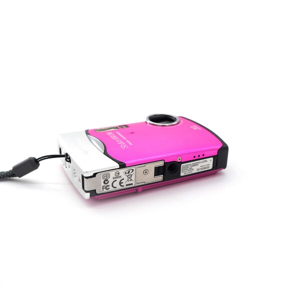 Vintage Waterproof Olympus 850SW 8MP Pink Digital Camera
