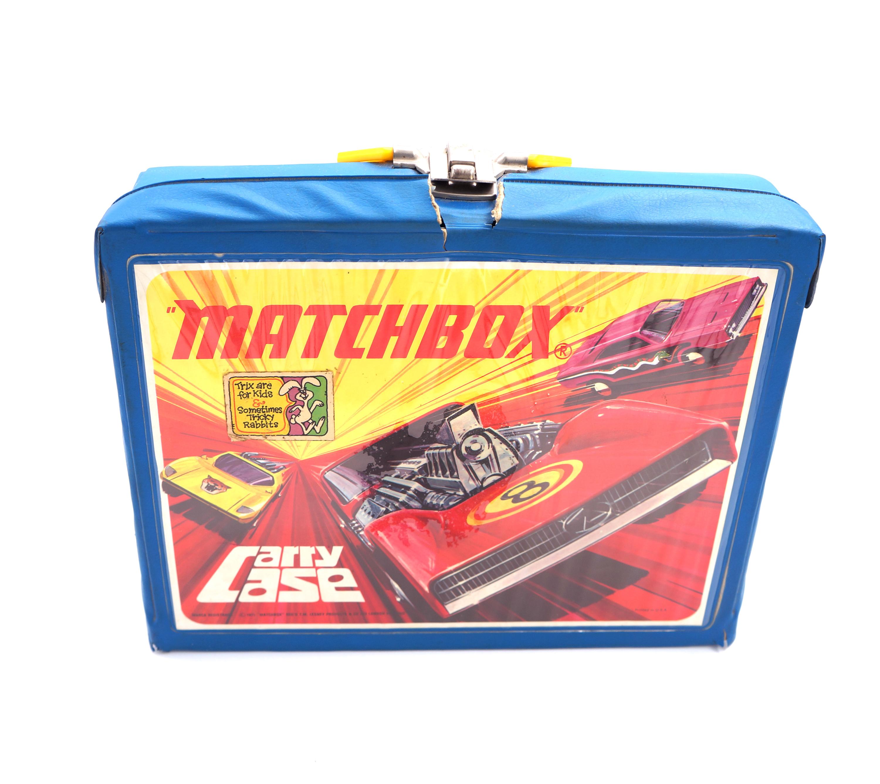 ヴィンテージ MATCHBOX マッチボックス キャリーケース ミニカー 22台 il_fullxfull.6756672174_e4dy.jpg