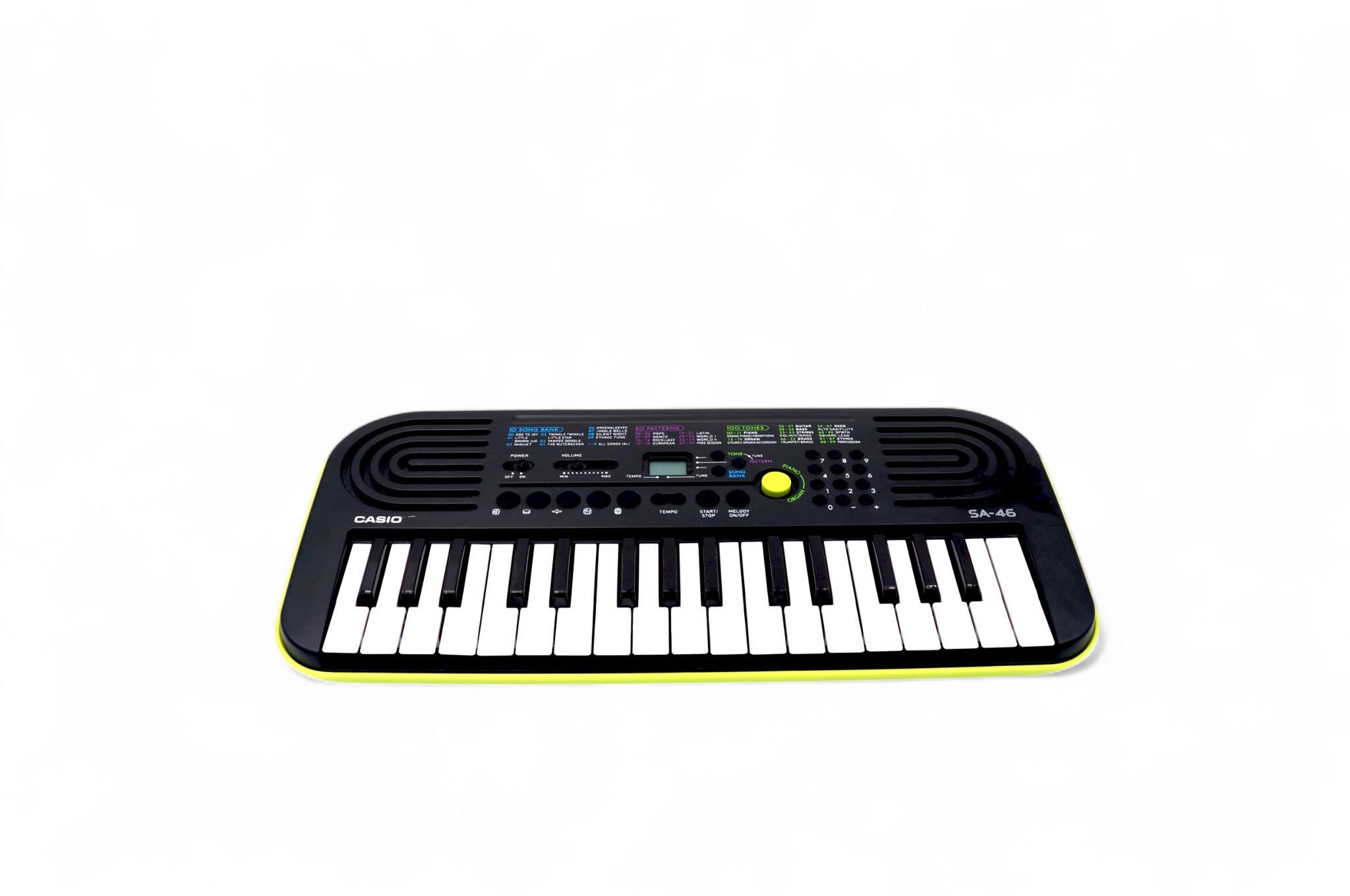 Vintage Casio SA-46 32-key Mini Keyboard Portable Electronic Synth