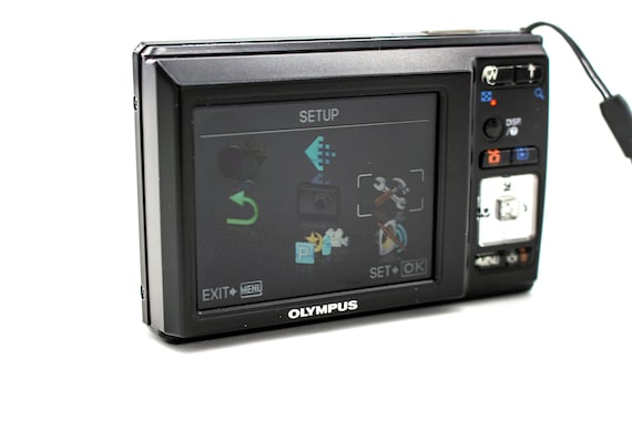 CASIO OLYMPUS フィルムカメラ　デジタルカメラ Vintage Olympus X-42 12MP Black Digital Camera Digi Zoom AF Point