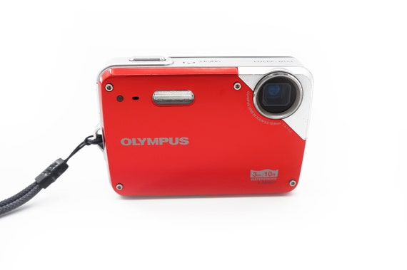 Vintage Waterproof Olympus X-560WP 10MP Blue Digital Camera Digi
