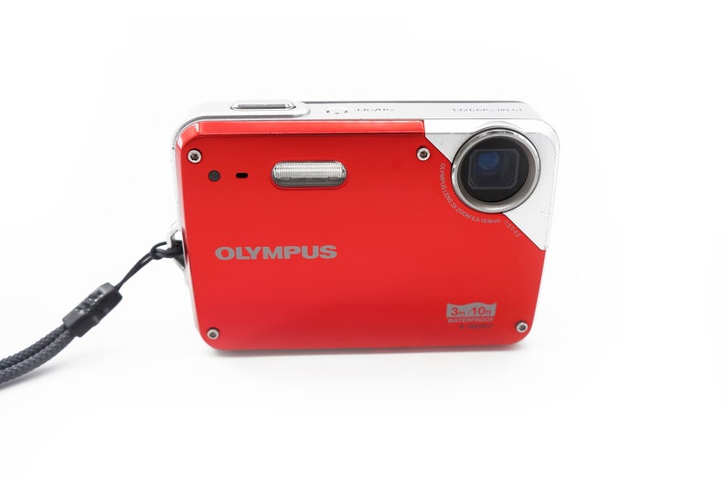 Vintage Waterproof Olympus X-560WP 10MP Digital Camera Digi Zoom Point ...
