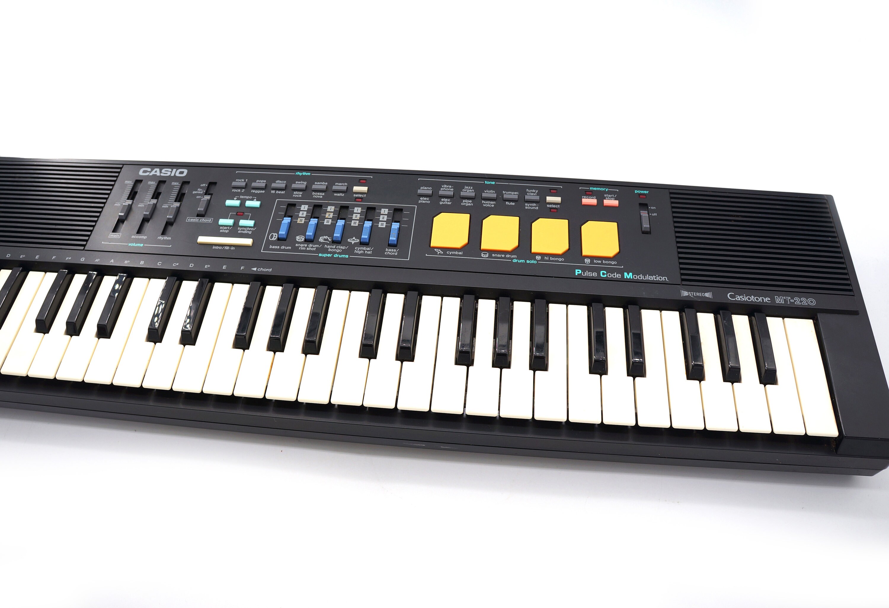 カシオトーン　MT-220 casiotone il_fullxfull.6079188596_8mbb.jpg