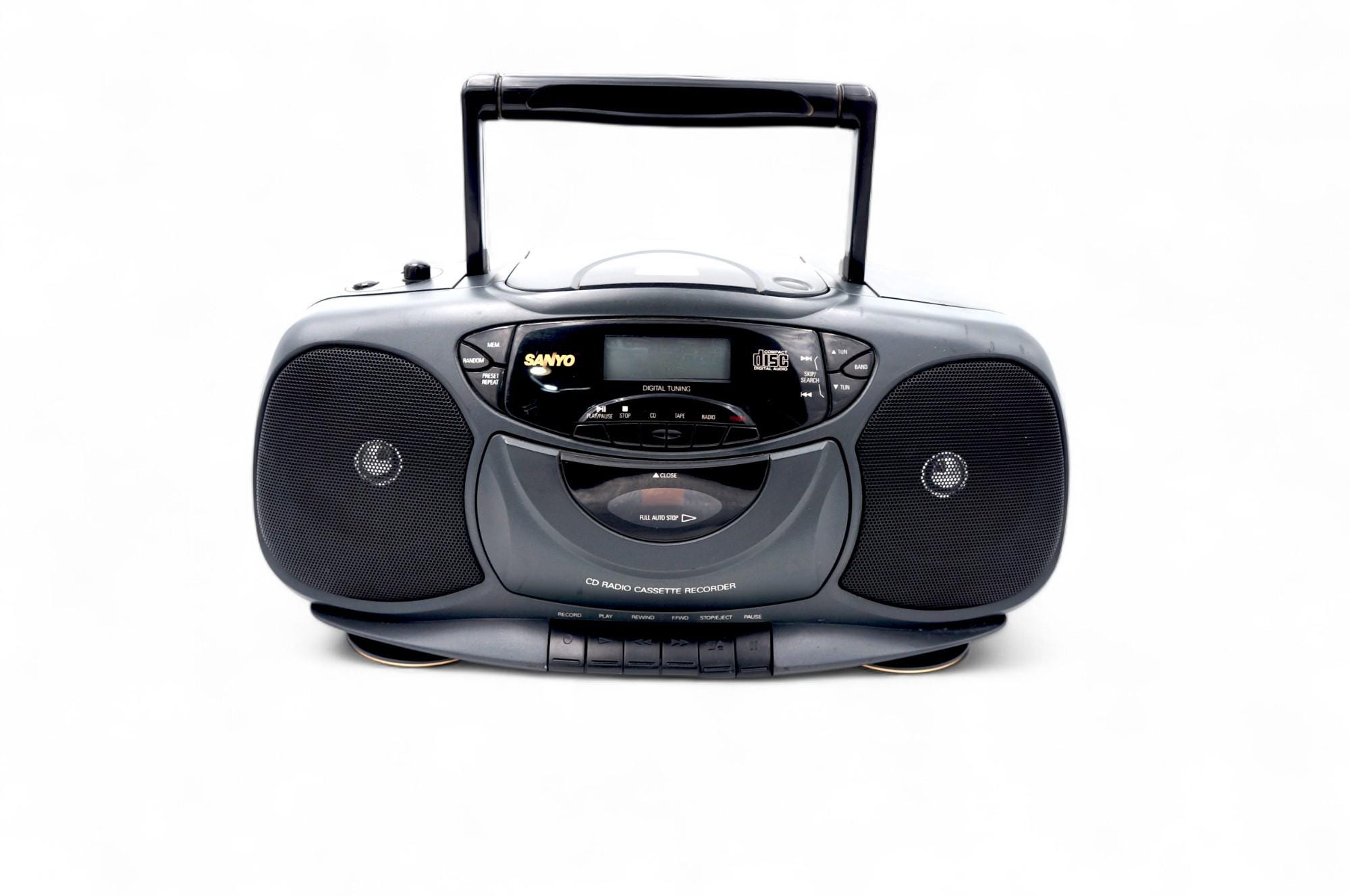 ビクター製ミニコンポ　CD.　DVD.　tape.　RADIO Victor - Victor MD/CD/テープ ラジカセ RC-ZX25MDの通販 by