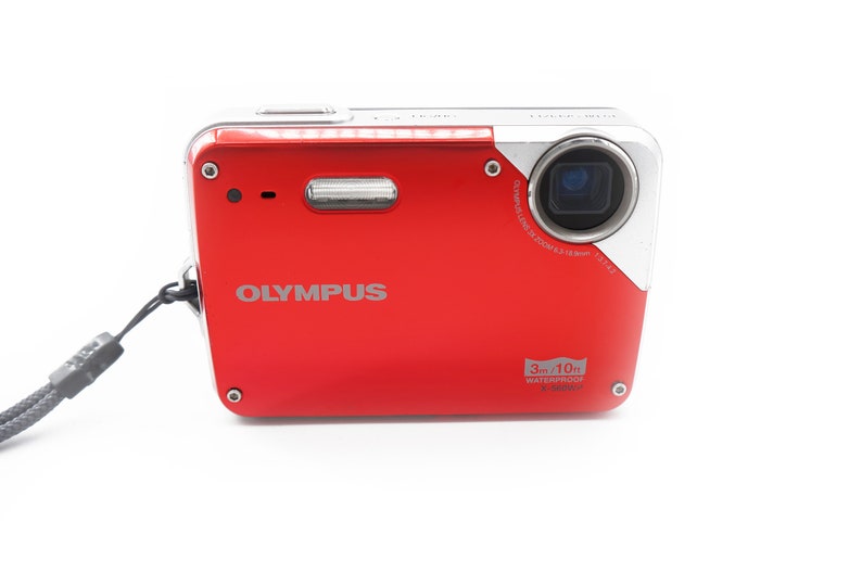 Vintage Waterproof Olympus X-560WP 10MP Digital Camera Digi Zoom Point ...