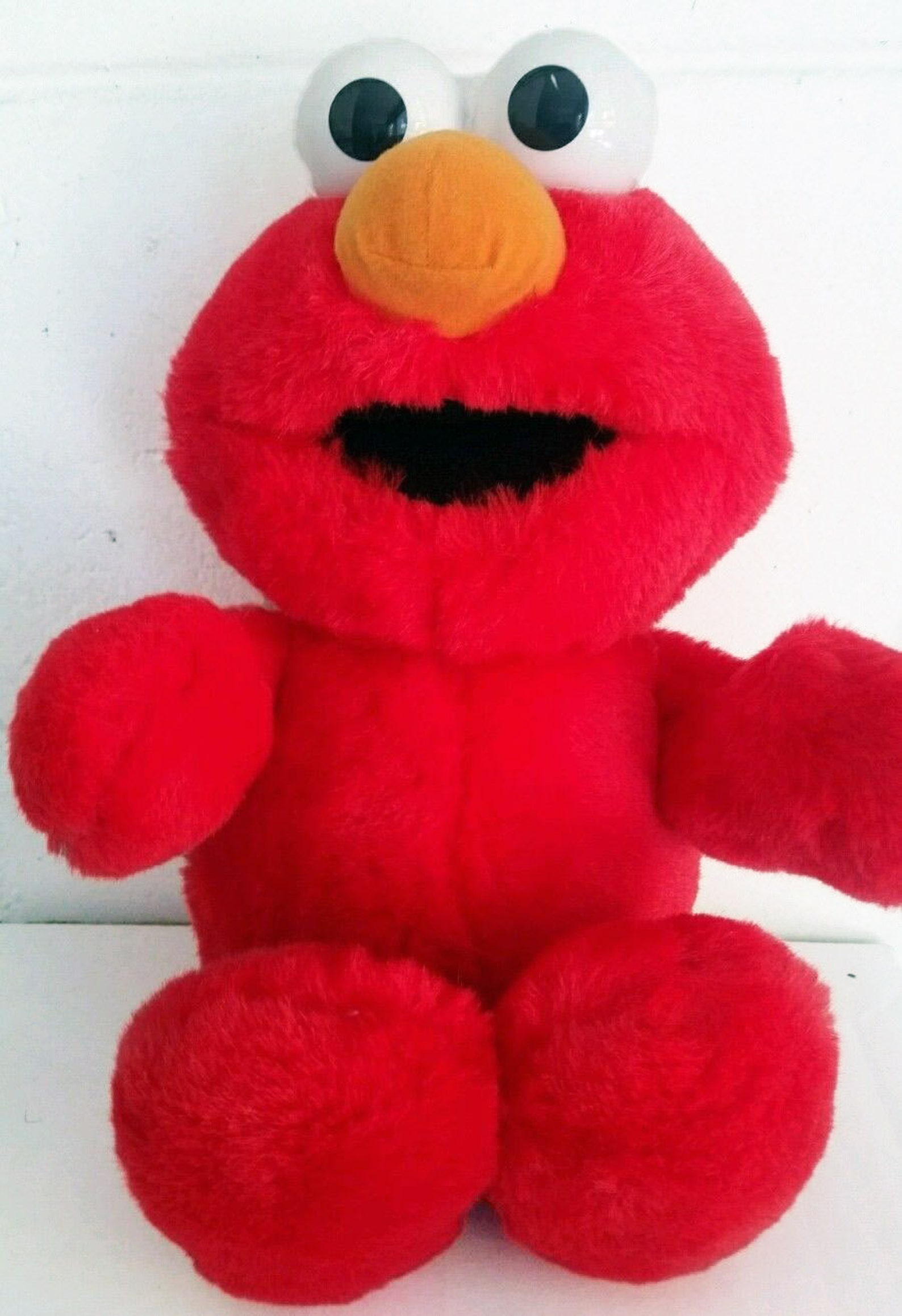 Vintage Tickle Me Elmo Talking Laughs and Shakes Stuffed Doll - Etsy