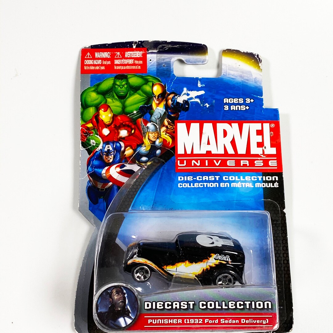 Maisto Punisher 1932 Ford Sedan Marvel Toy Car Movie Car 164 Scale