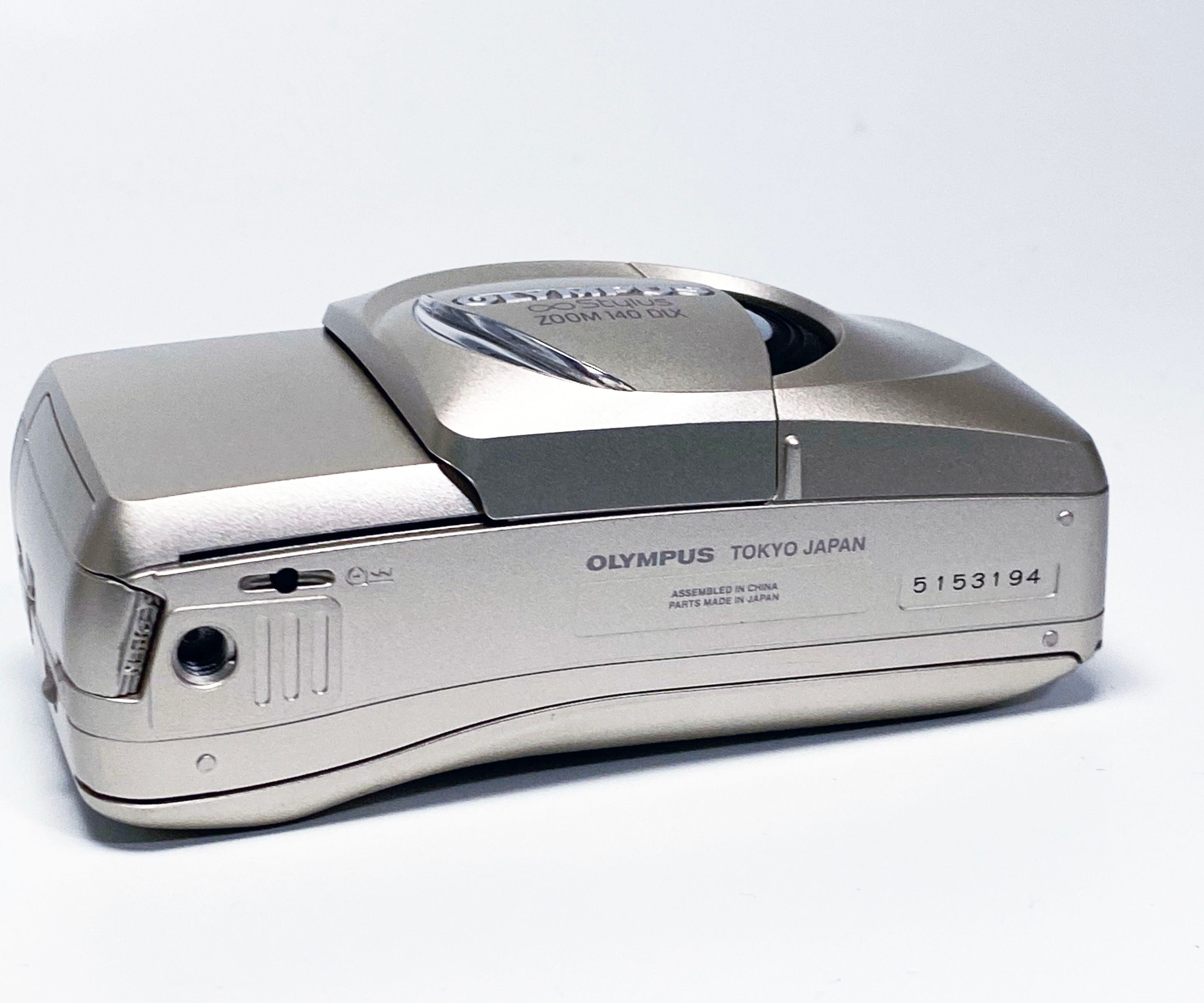 Vintage Olympus Stylus 140 Deluxe DLX Zoom 35mm Point and