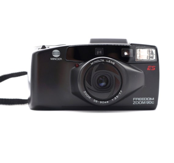Vintage Minolta Freedom Zoom 90c 35mm Film Point and Shoot Camera
