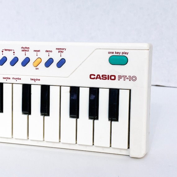 Vintage Casio PT-10 Keyboard Synthesizer 1980s 80s Synth Vintage Casio PT-10 Keyboard Synthesizer 1980s 80s Synth
