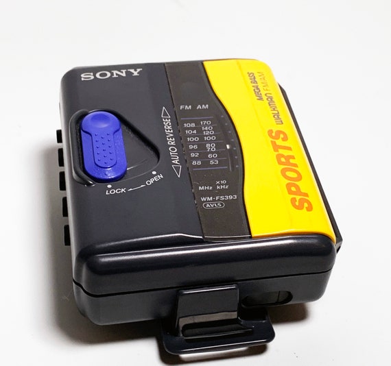 Vintage Sony Sports Walkman Cassette and AM/FM Radio 