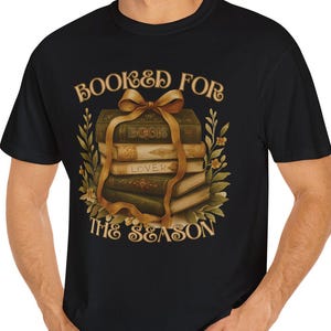 季節限定シャツ、秋の読書愛好家Tシャツ、秋の読書Tシャツ、心地よい読書ギフト、ユニセックスヴィンテージ美的シャツ