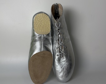 Botas de baile de jazz de cuero plateado, zapatos de baile con cordones hechos a mano, calzado profesional para actuaciones en el escenario.