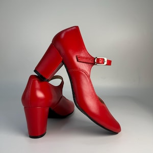 Woman full sole folk dance shoes 6 cm heel