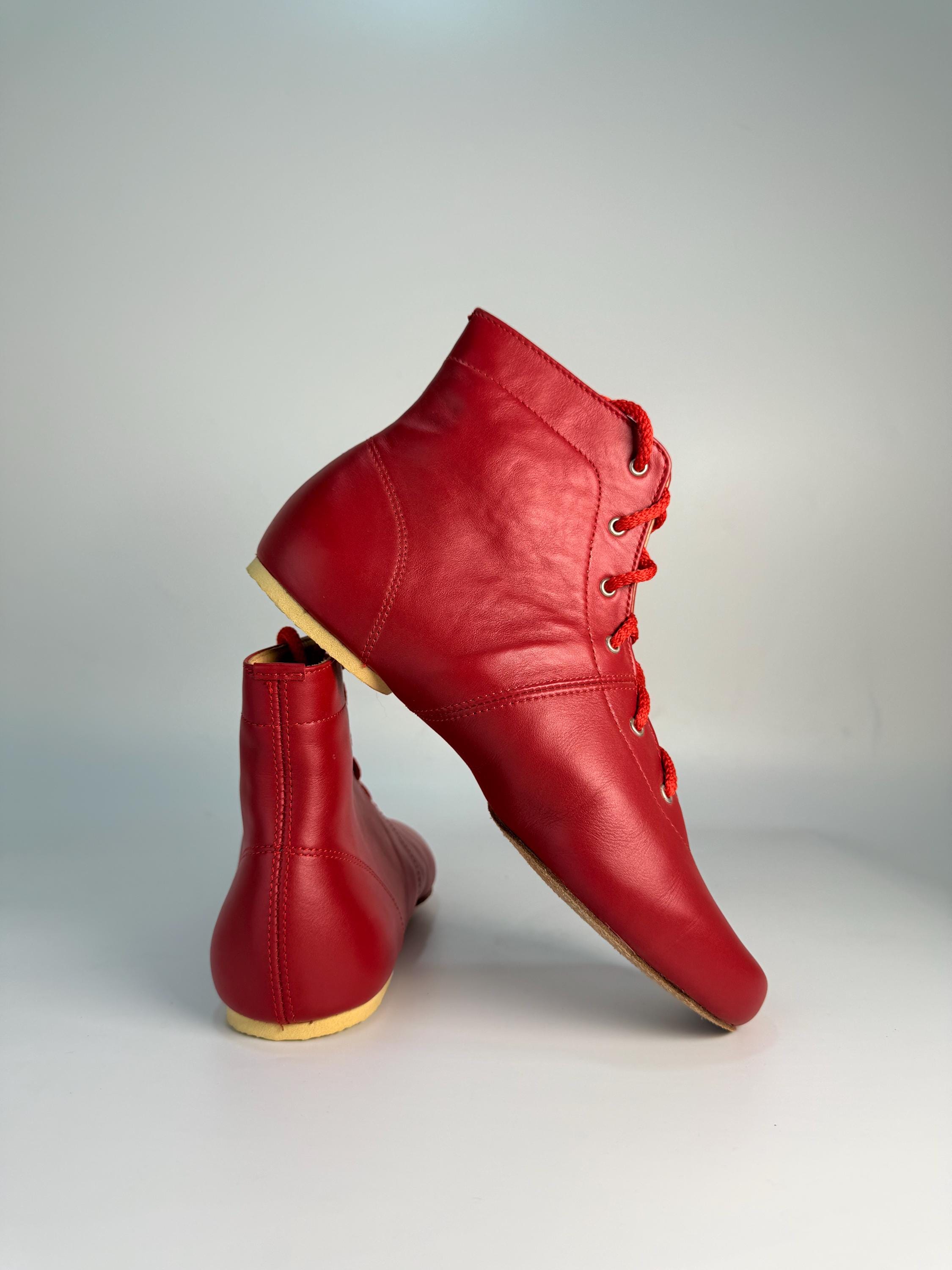 Women’s Red Leather Lace-Up Casual Shoes made in England ??????? ?Cherry Red Lacquered Lowell main image 2