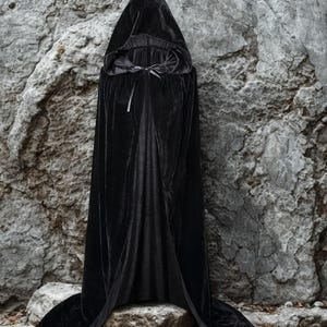 Gothic Vampire Cape Hooded Cloak - Halloween Witch Wizard Robe - Unisex Costume Long Cloak - Dark Fancy Cape - Medieval LARP Costume