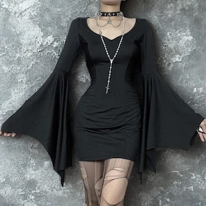 Women Goth Dark Cosplay Mini Dress - Ladies Halloween Costume - Elegant Slim Pleated Bodycon Dress-  Bell Sleeve Bat‑Wing Mini Dress Outfit