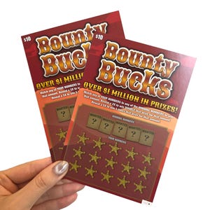 Pregnancy Announcement Scratch Off Cards - Surprise Baby Reveal Gift - 6 Pack Great Grandpa - 2 PC