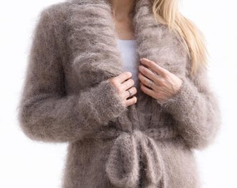 Mohair knielange Strickjacke:mit Kragen,Knöpfen,Gürtel,beige