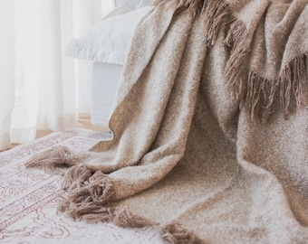 Nordische Quaste Decke - Weich gewebte neutrale Fransen Sofa Decke, Skandinavische Couch Decke, gemütliches Boho Geschenk