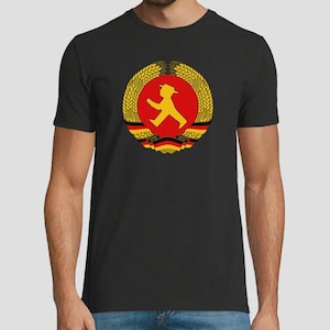 East Germany Ampelmännchen T-Shirt – Retro GDR Symbol Tee