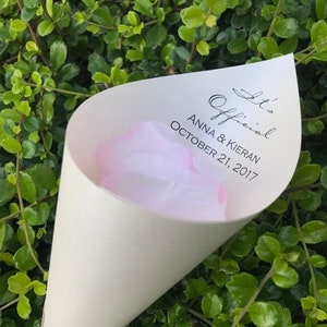 Wedding Petal Favor Cones with Verse (Coral)