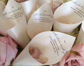 Wedding Petal Favor Cones with Verse (Quartz)