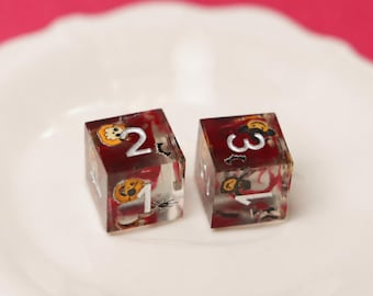 Cute Halloween Resin Mahjong Dice Set of 2, Spooky Pumpkin D6 Dice Pair, Halloween Mahjong Accessories, Unique Mahjong Lover Gift