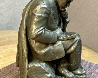 Vintage Lenin Statue Reading Book Soviet Sculpture 27cm Historical Collectible