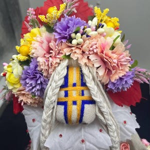 Ukrainian Motanka Doll – Handmade Slavic Spirit Doll – 35 cm Folk Amulet with Flower Crown & Embroidered Dress