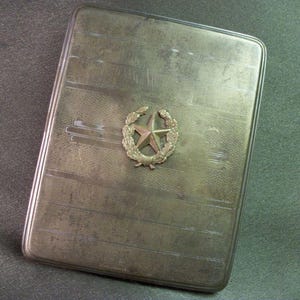 insignia cigarette box Cigarette Insignia