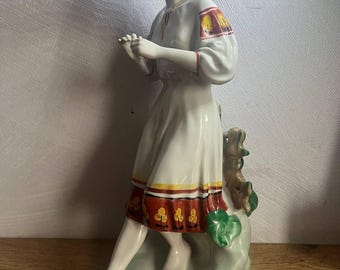 Figura de porcelana ucraniana vintage • Polonne 1970 • Estatua de niña pintada a mano • Gran obra de arte coleccionable de la era soviética de 30 cm