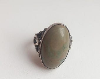 Vintage USSR Ring • Sverdlovsk Jewelry Factory, Size 18–18.5