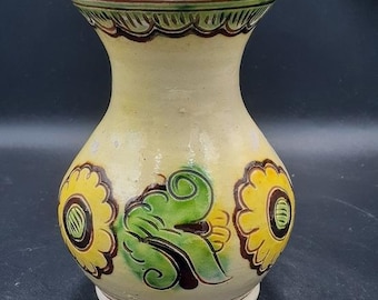Vintage Kosiv Ceramics Vase, Ukrainian Folk Pottery, Hand-Painted, 12 cm