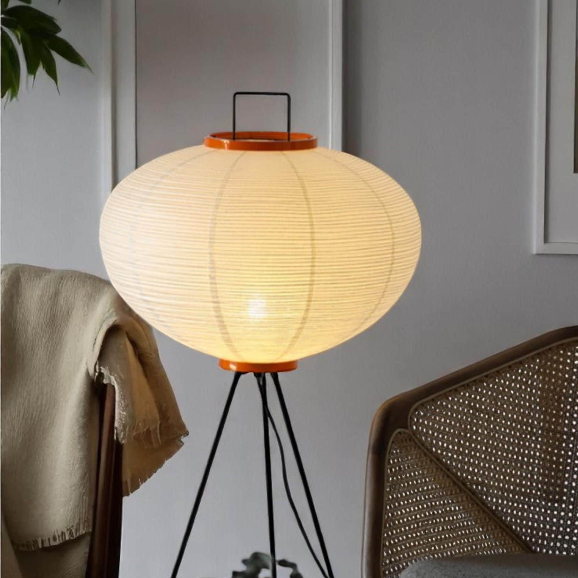 Noguchi Lamp