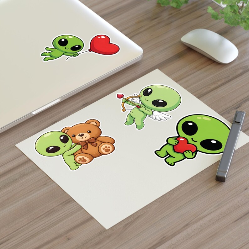 Cute Alien Valentine Stickers Kawaii Space Aliens With Adorable Hearts ...