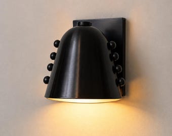 手作りの円錐形シェード付き壁掛け照明器具、モダンインダストリアルファームハウススタイル