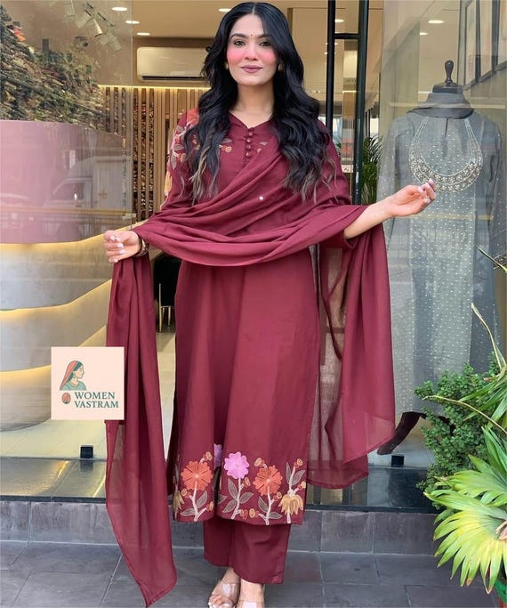 ladies salwar dress Ladies Georgette Salwar Kameez in Surat at 675 / Pc by Fabzara