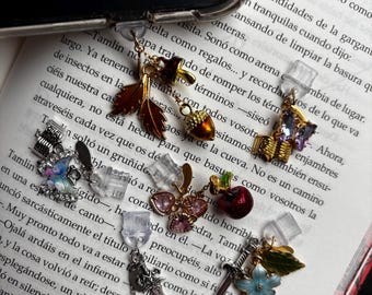 Kindle (e-reader) Charging Port Protector - Fantasy book Inspired