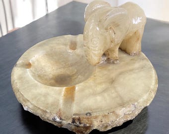 21cm Hand Carved Alabaster Elephant Ashtray Albasten Olifantenasbak