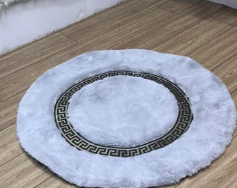 Gray Faux Fur Round Rug: Plush Shaggy Area Rug, Non-Slip