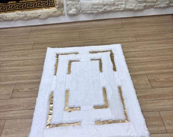 Handmade White Faux Fur Rug: Shaggy Plush Area Rug