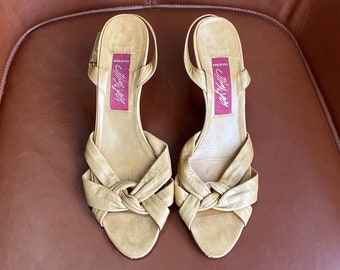 Vintage Lord & Taylor Slingback Heels With Knot Design - Size 9