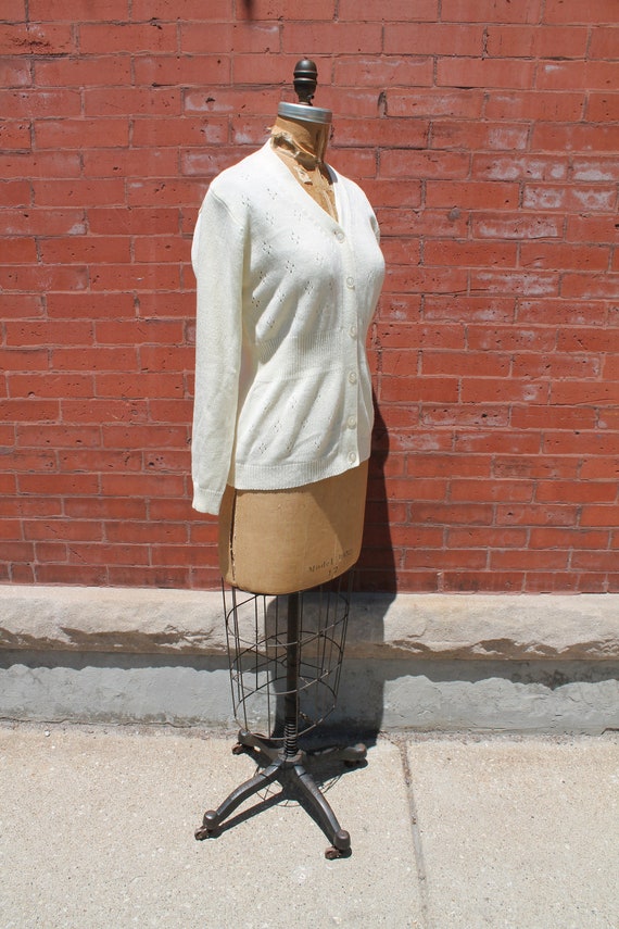 Vintage Cream Fitted Cardigan - image 4