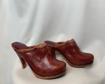 Chandlers Brown Leather Mules