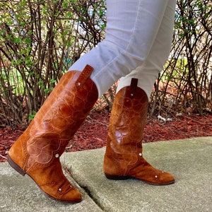 Brown Gemstones Cowboy Boots Woman's Size 8 image 2