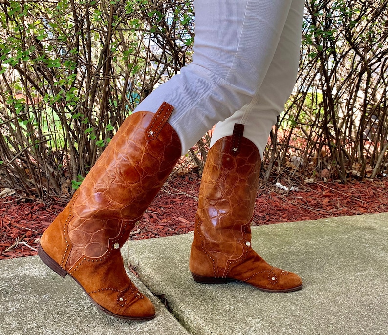 Brown Gemstones Cowboy Boots Woman's Size 8 image 2