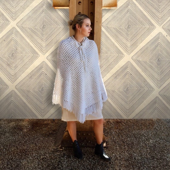 Vintage 1970's White Crocheted Knit Poncho - image 1
