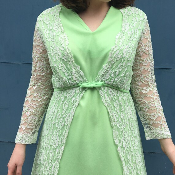 Vintage 1950's Light Green Dress With Lace Overlay - image 3